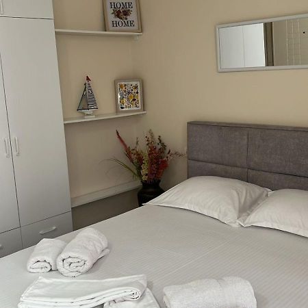 Urban Retreat Apartments ติรานา ภายนอก รูปภาพ